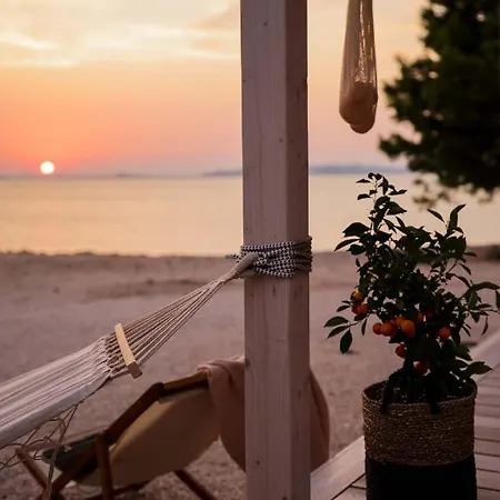 Buqez Eco - Front 26 - Seaview *