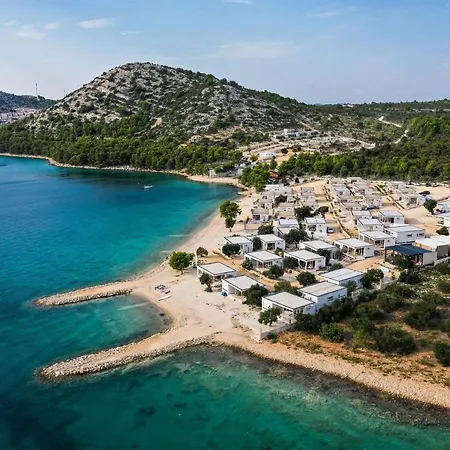 Buqez Eco - Front 26 - Seaview * Drage