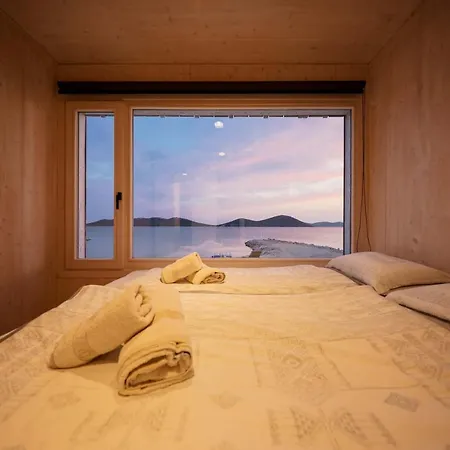 Buqez Eco - Front 26 - Seaview Villa Drage