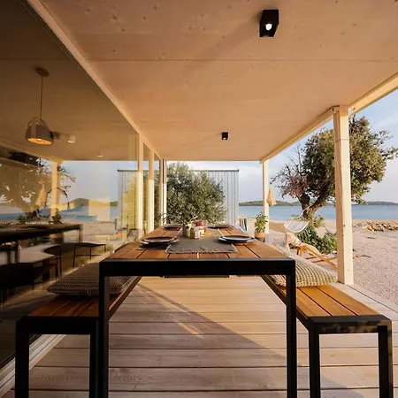 Buqez Eco - Front 26 - Seaview Villa Drage